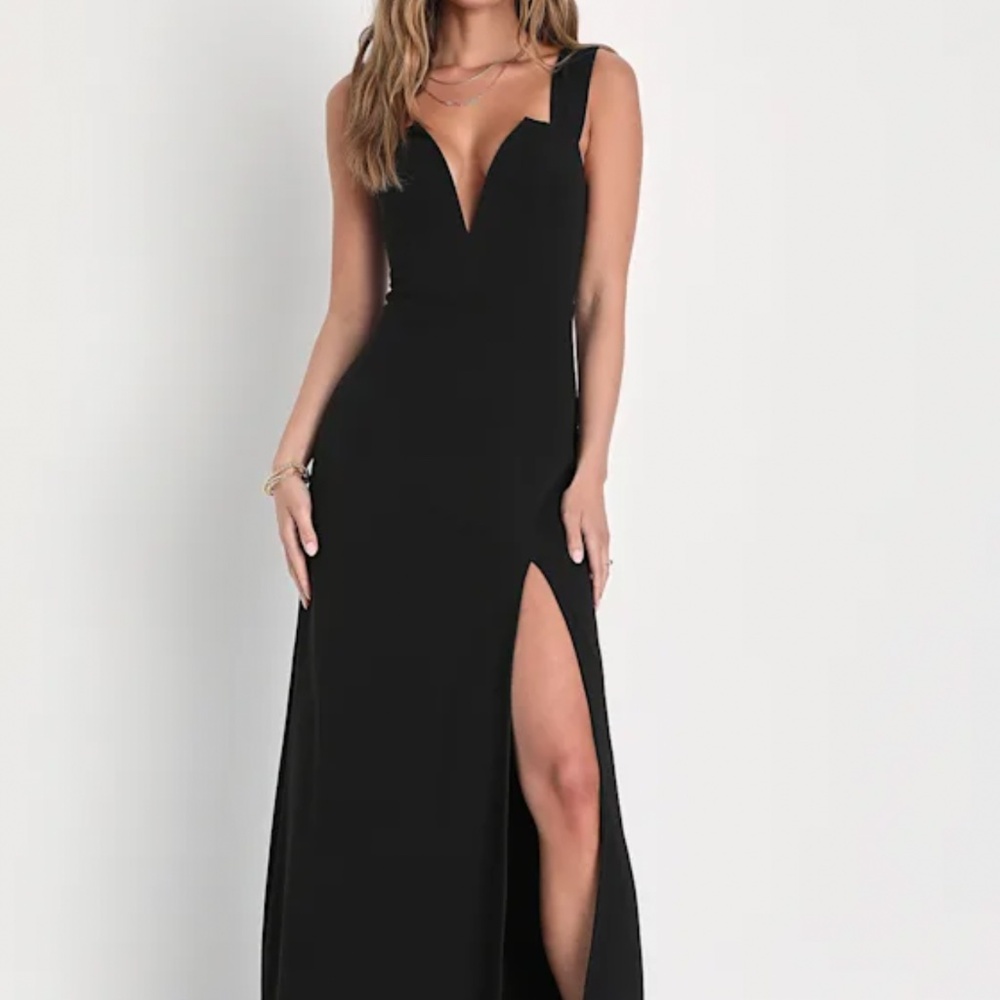 Daring Elegance Black Sleeveless Mermaid Maxi Dress